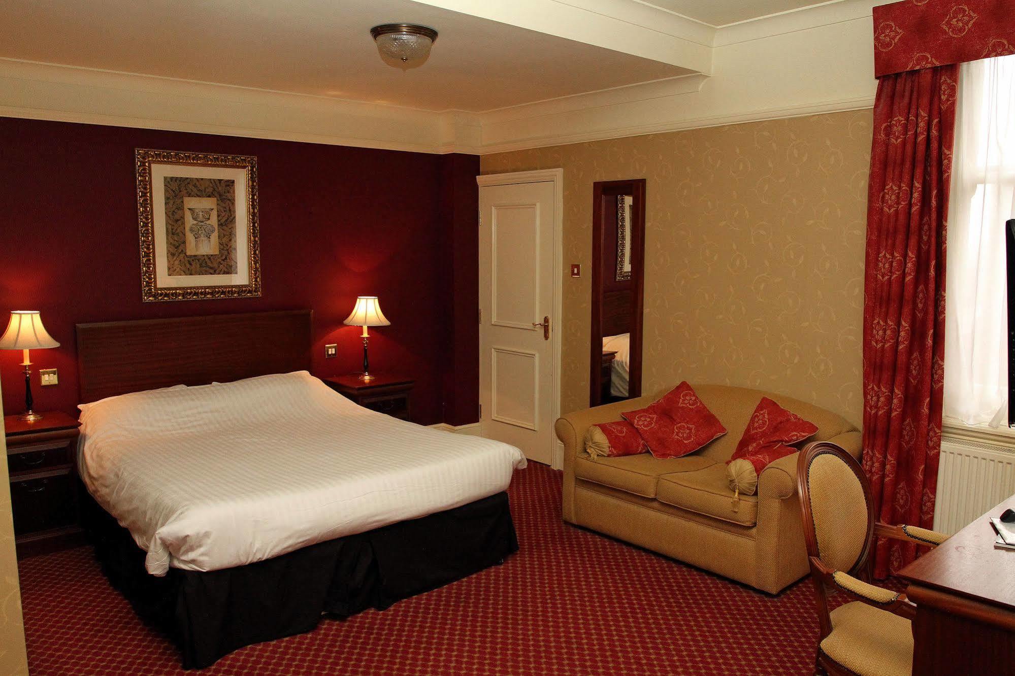 The Orwell Hotel Felixstowe Eksteriør bilde